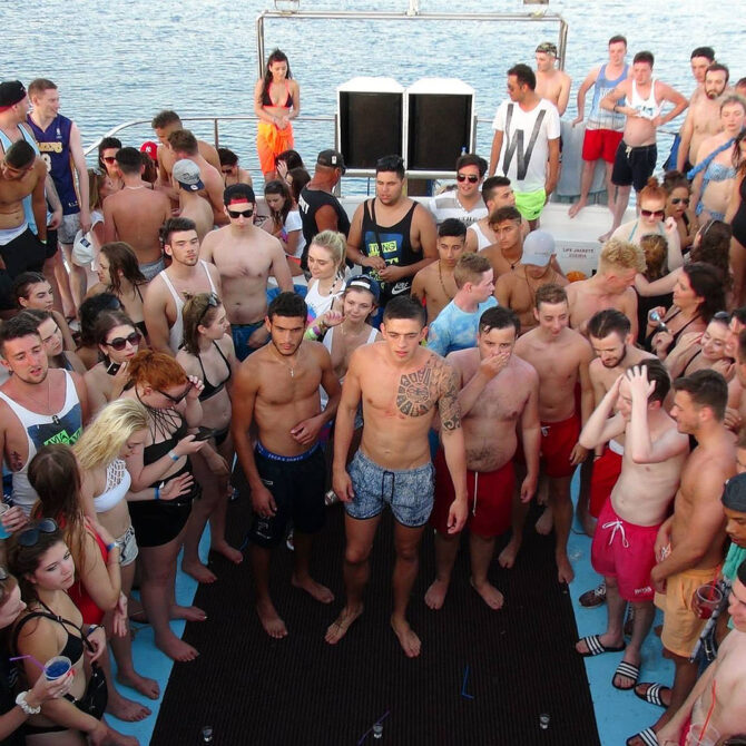 Fantasy Boat Napa